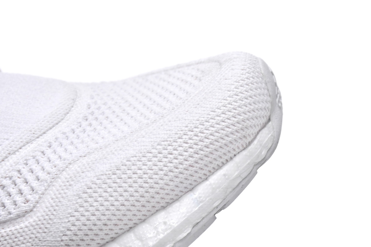 Adidas UltraBoost 22 'White Halo Blush' GX8072 | Premium Running Shoes