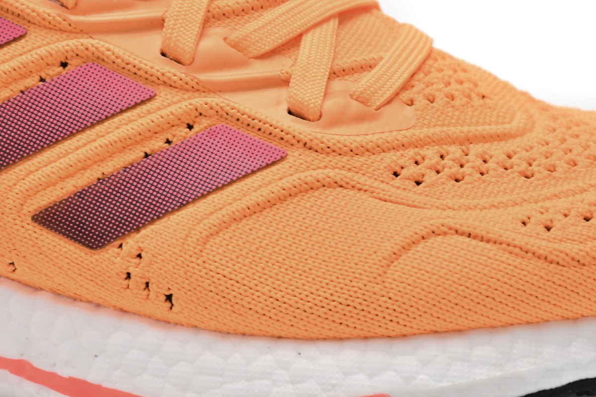 Adidas Unisex Ultra Boost 22 Heat.Rdy Low-Top Orange GX8038 - Performance and Style for All your Sporting Needs