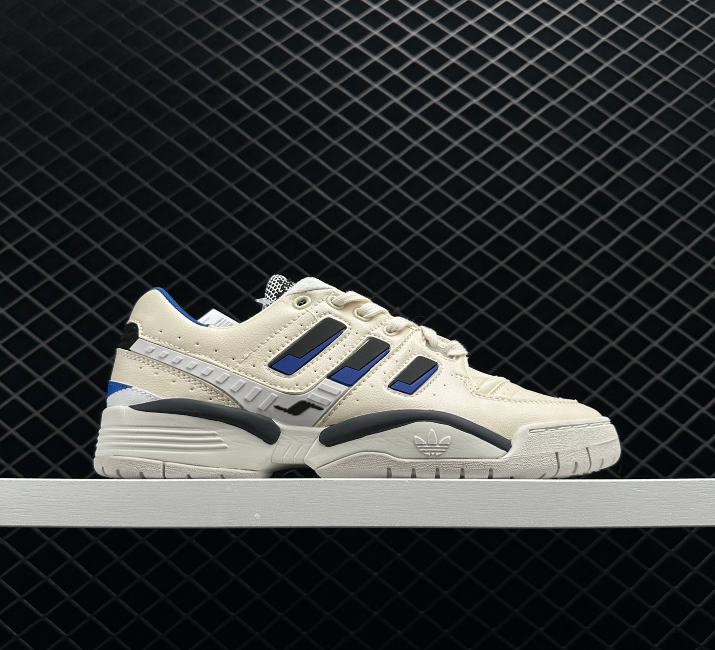 Adidas Originals TORSION COMP White Blue EE7377 - Stylish and Comfortable Sneakers