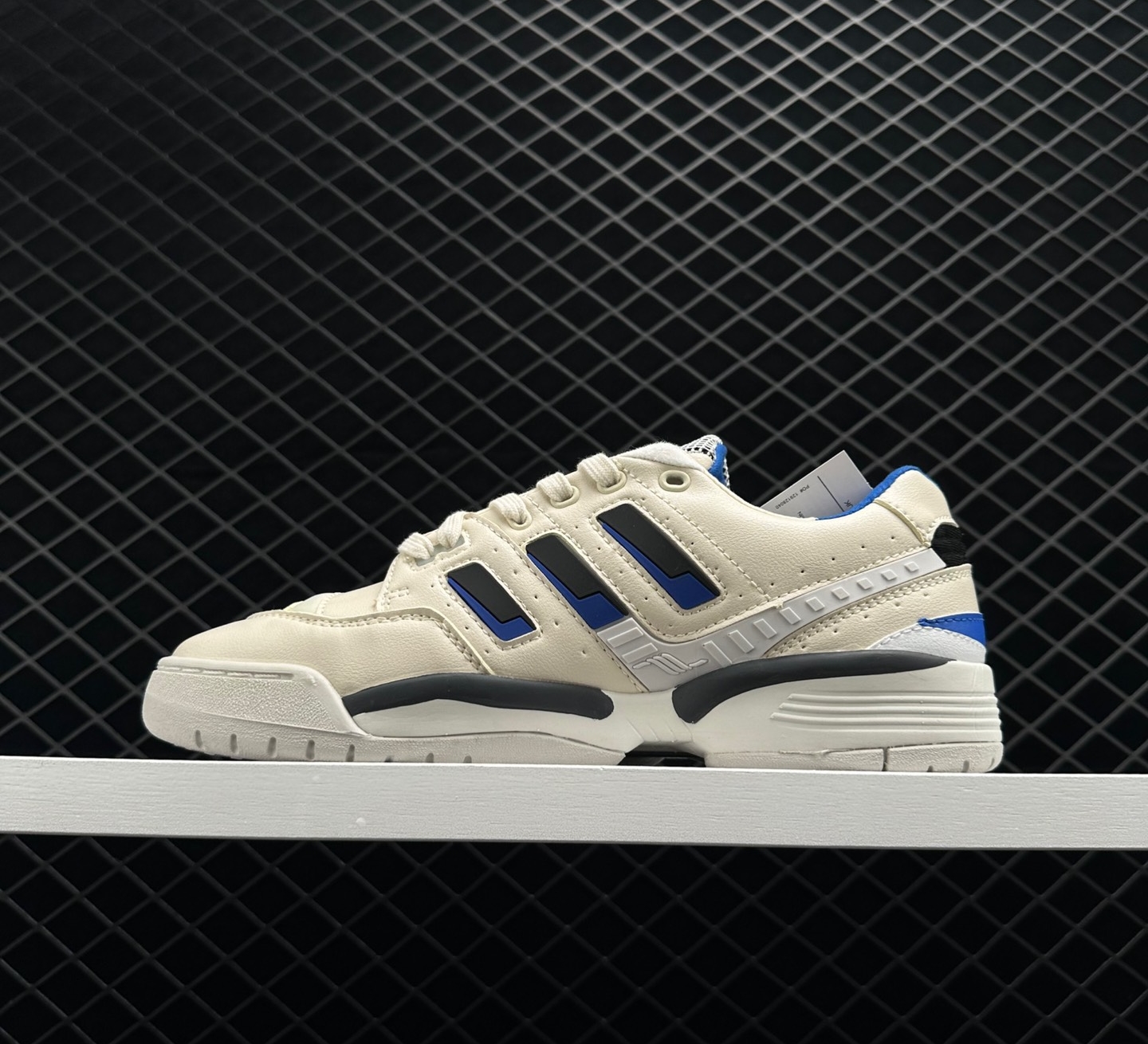 Adidas Originals TORSION COMP White Blue EE7377 - Stylish and Comfortable Sneakers