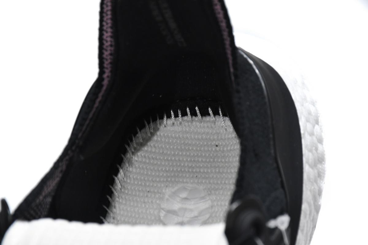 Adidas UltraBoost 22 Black Legacy Purple | H01168 - Enhanced Performance and Style
